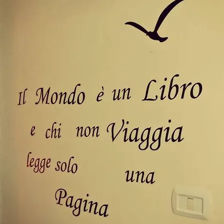 Apartment Alloggio Santi Rome